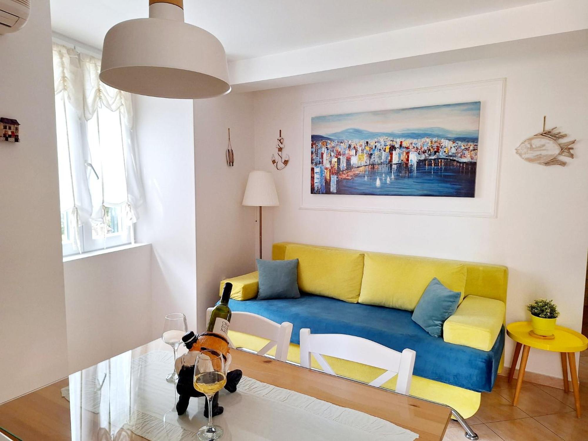 Apartment Megi In Supetar Historical Core Exterior foto